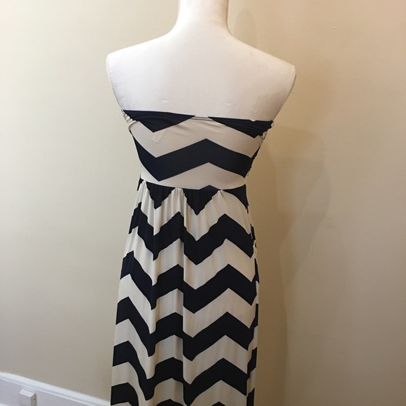 👗Fashionomics Maxi Chevron Pattern Dress.Size S👗 - Picture 3 of 5